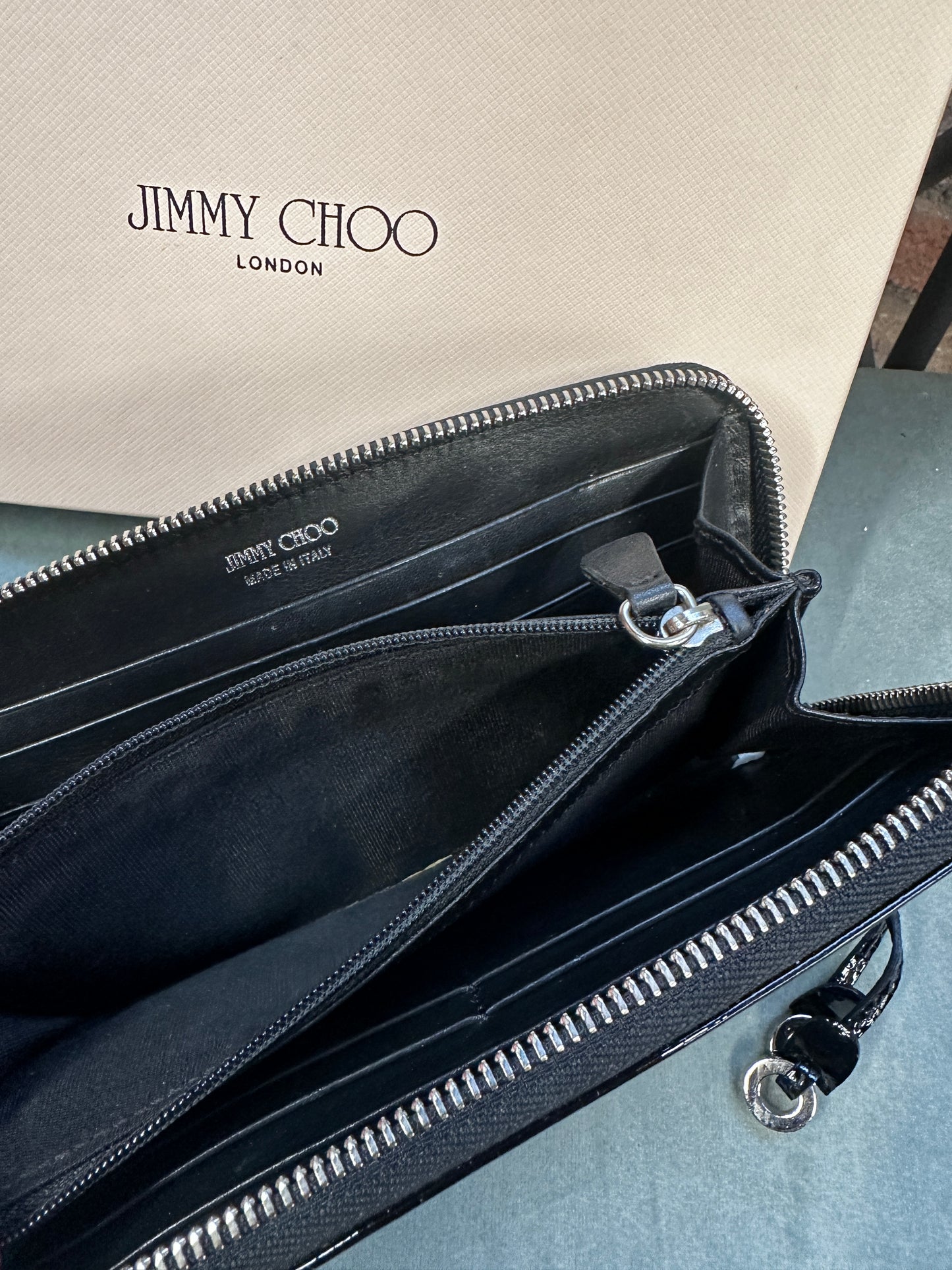 Jimmy Choo Star Studs Round Zip Wallet