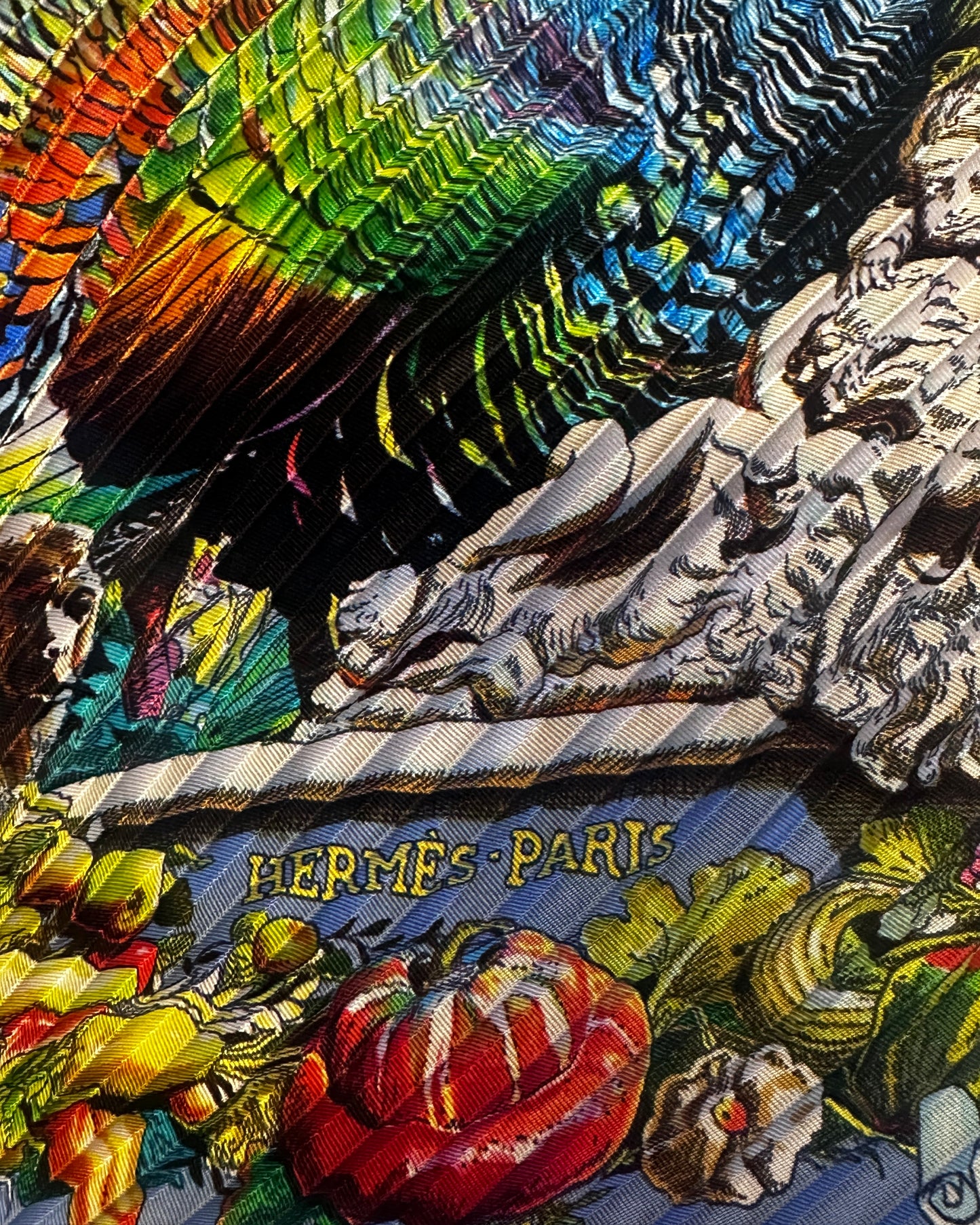Hermès Plissé Scarf Les Amériques