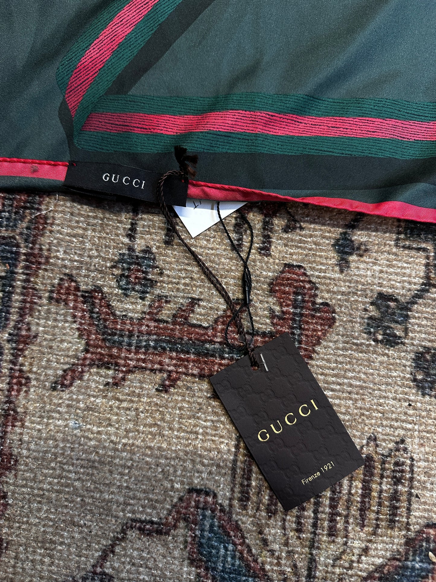 GUCCI 'Gucci' Scarf - New with Tags